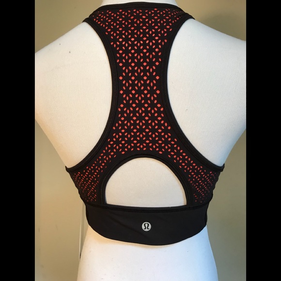 lululemon athletica Tops - NWT lululemon athletica Get Your Peek On Bra